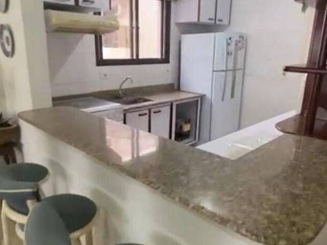 Apartamento para Venda em Guarujá - 2