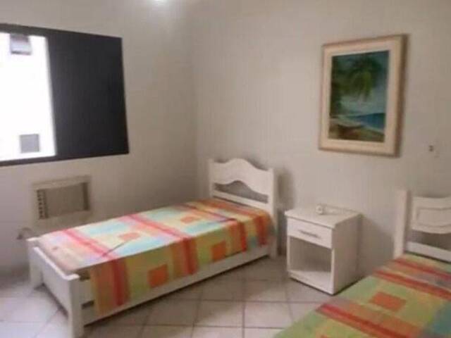 Apartamento para Venda em Guarujá - 3