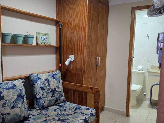 Apartamento para Venda em Guarujá - 3