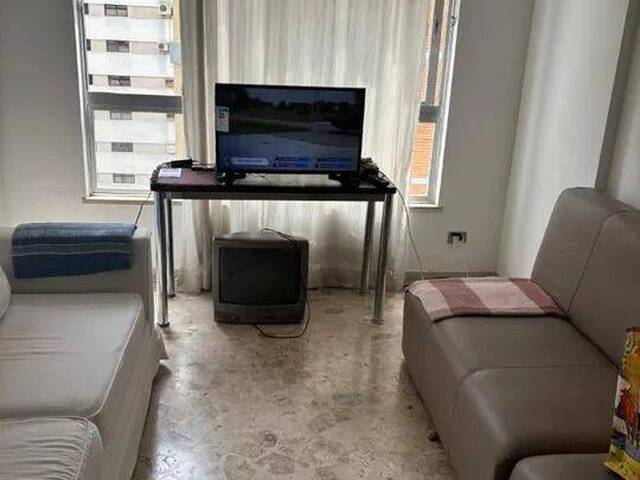 Apartamento para Venda em Guarujá - 2