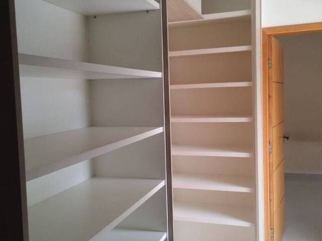 Sobrado para Venda em Atibaia - 5