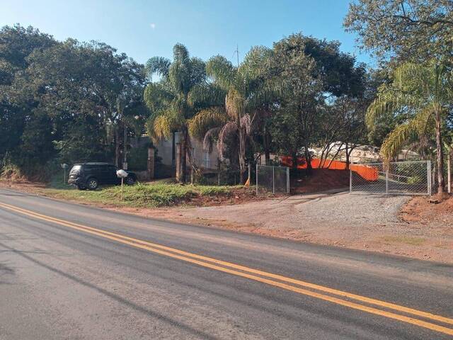 Área para Venda em Atibaia - 4