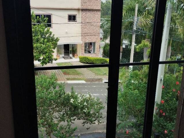 Casa para Venda em Atibaia - 5