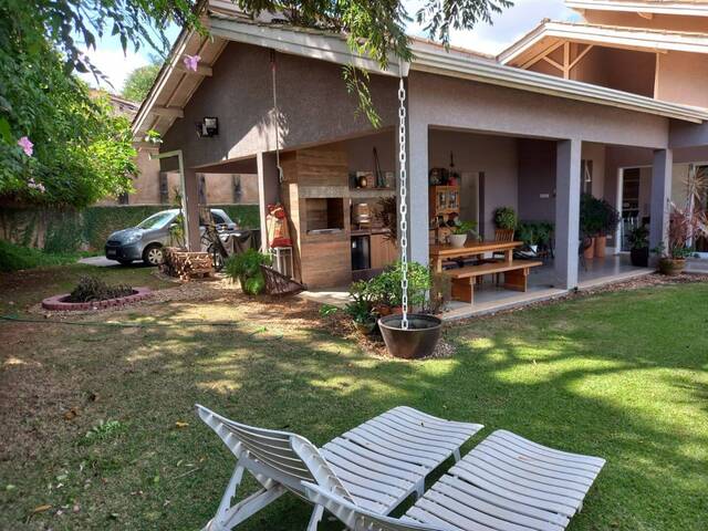 Casa para Venda em Atibaia - 3