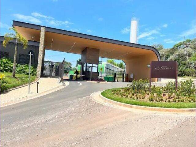 Terreno para Venda em Atibaia - 2