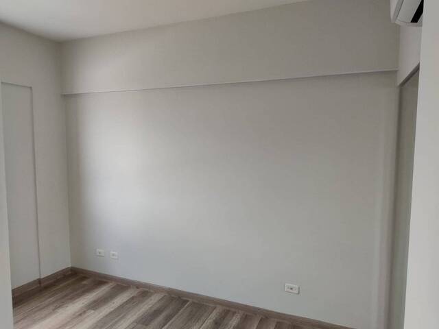Apartamento para Venda em Santos - 5