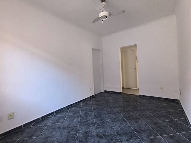 Apartamento para Venda em Santos - 3