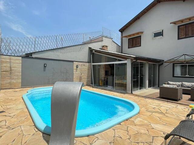 Venda em Jardim Hípica Pinheiro - Taubaté