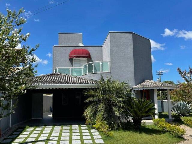 Sobrado para Venda em Atibaia - 2