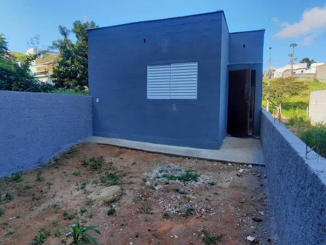 Casa para Venda em Pinhalzinho - 3
