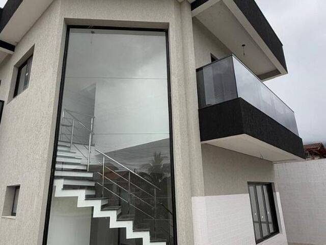 Sobrado para Venda em Bertioga - 4