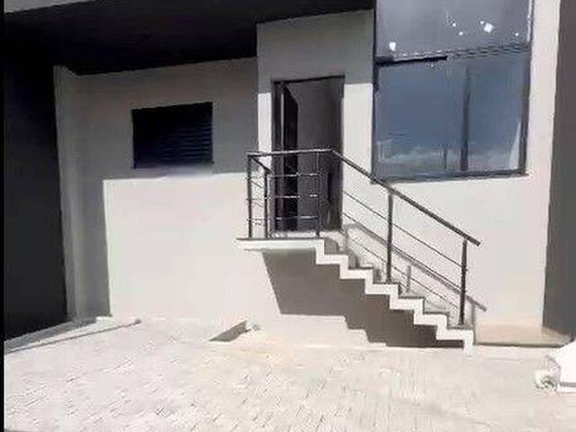 Casa para Venda em Atibaia - 2