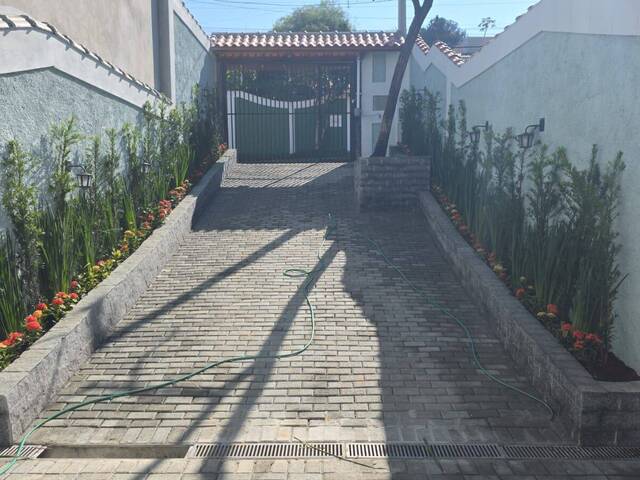 Sobrado para Venda em Atibaia - 5