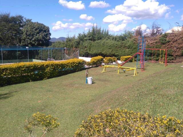 Sobrado para Venda em Joanópolis - 5