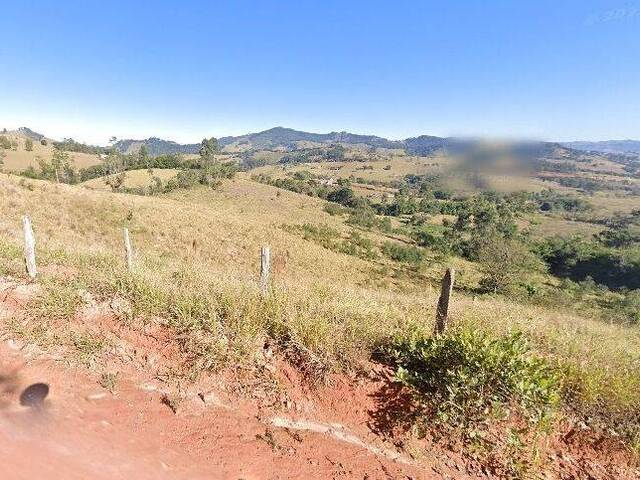 Venda em Camanducaia - Camanducaia