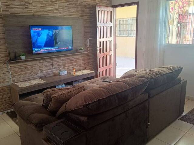 Sobrado para Venda em Mongaguá - 2