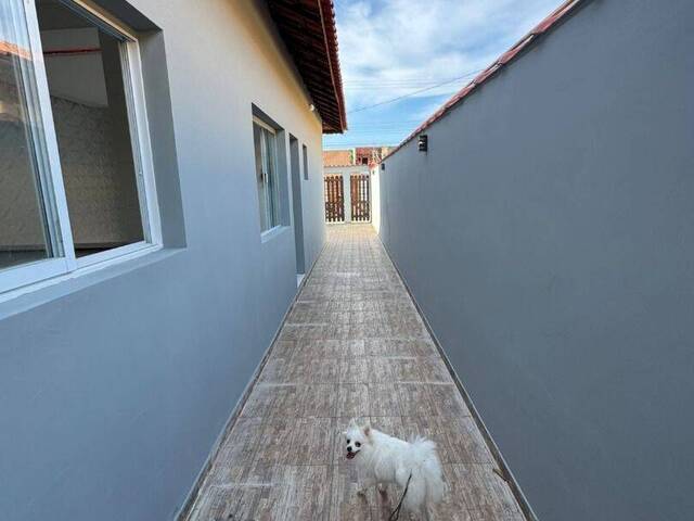 Casa para Venda em Itanhaém - 3