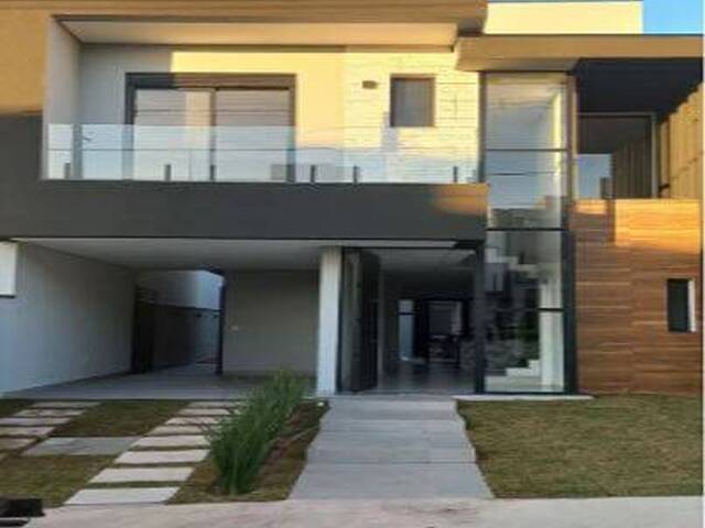 Sobrado para Venda em Jundiaí - 2