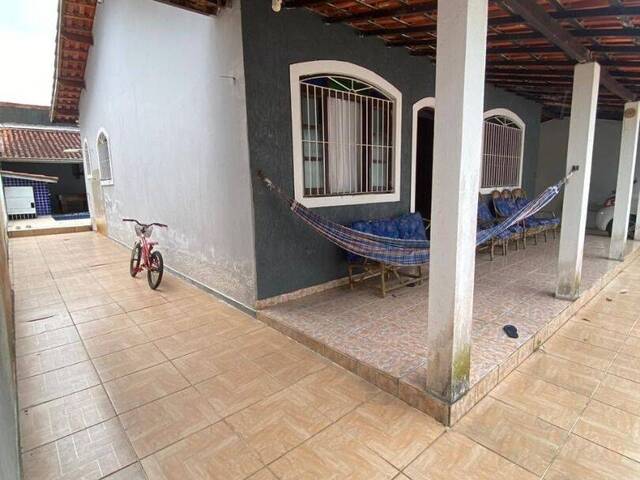 Casa para Venda em Itanhaém - 3