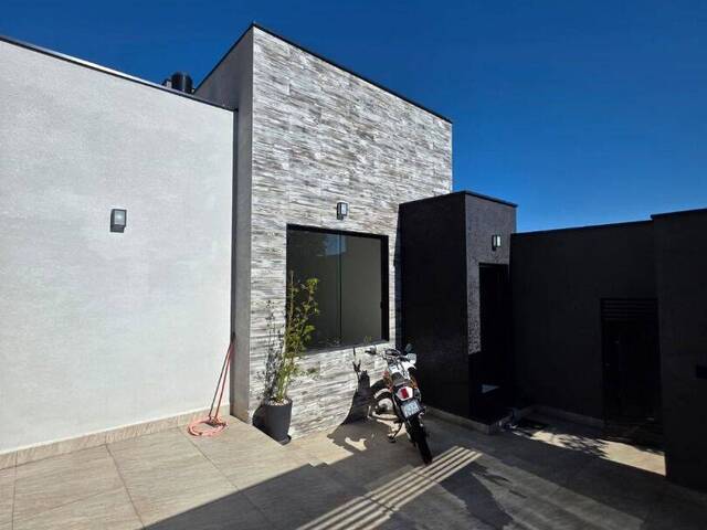 Casa para Venda em Bragança Paulista - 3