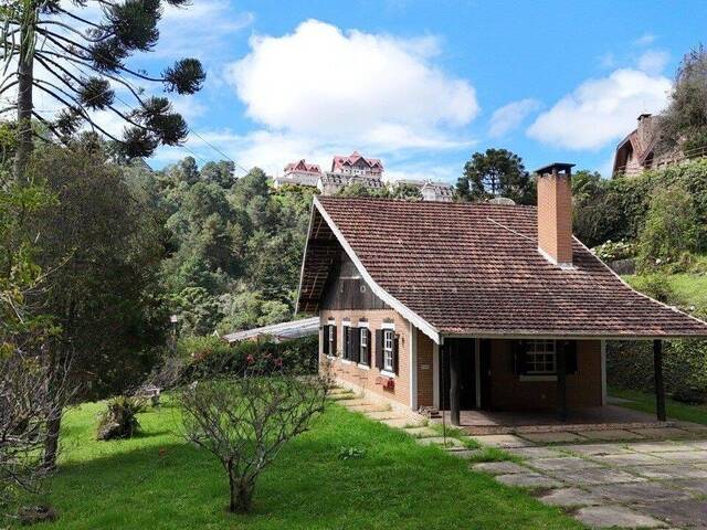 Casa para Venda em Campos do Jordão - 3