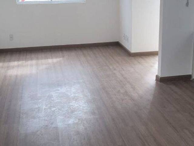 Sobrado para Venda em Extrema - 2