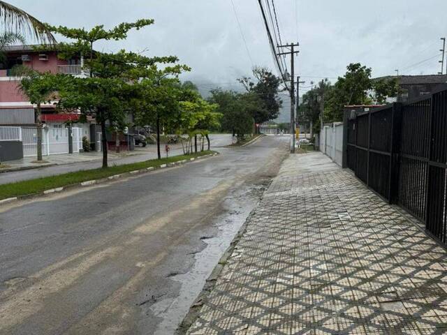 Apartamento para Venda em Ubatuba - 3