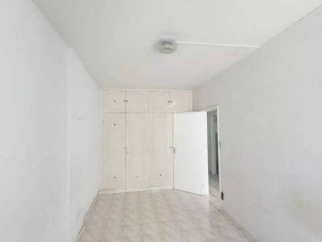 Apartamento para Venda em Santos - 4