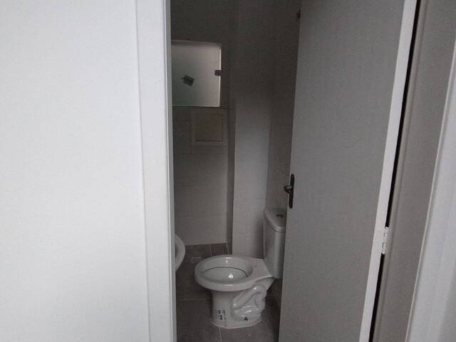 Sobrado para Venda em São Sebastião - 4