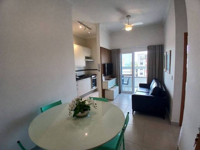 Apartamento para Venda em Ubatuba - 2