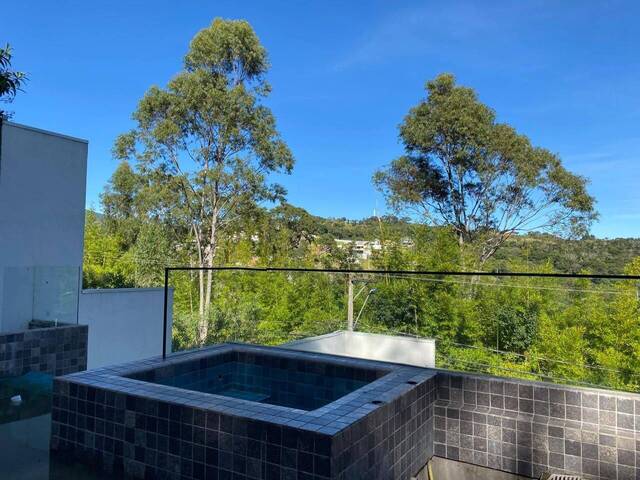 Sobrado para Venda em Atibaia - 3