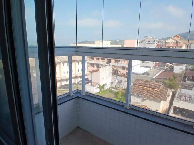 Apartamento para Venda em Ubatuba - 3