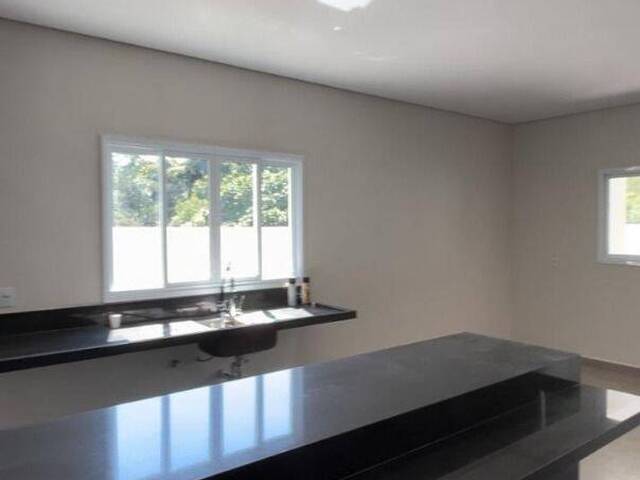 Sobrado para Venda em Atibaia - 3