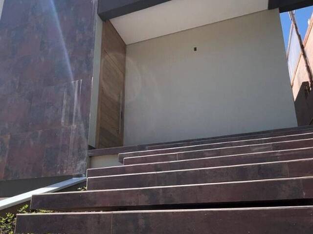 Sobrado para Venda em Atibaia - 5