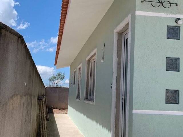 Casa para Venda em Bom Jesus dos Perdões - 5