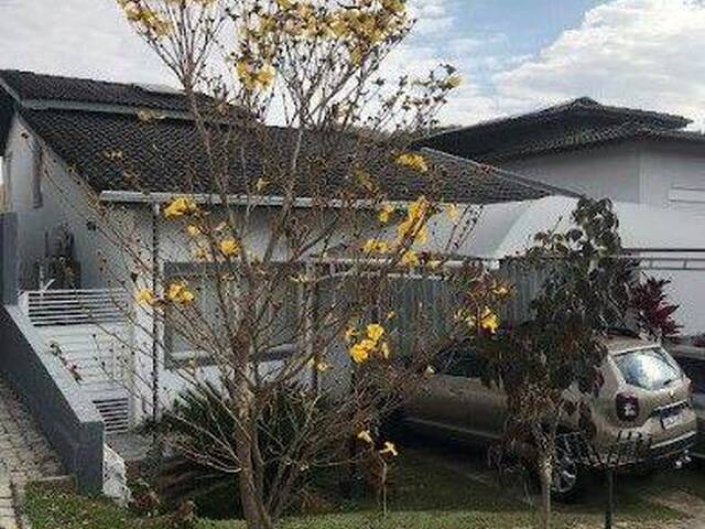 Casa para Venda em Atibaia - 4