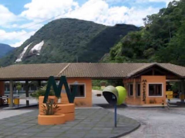 Terreno para Venda em Caraguatatuba - 2