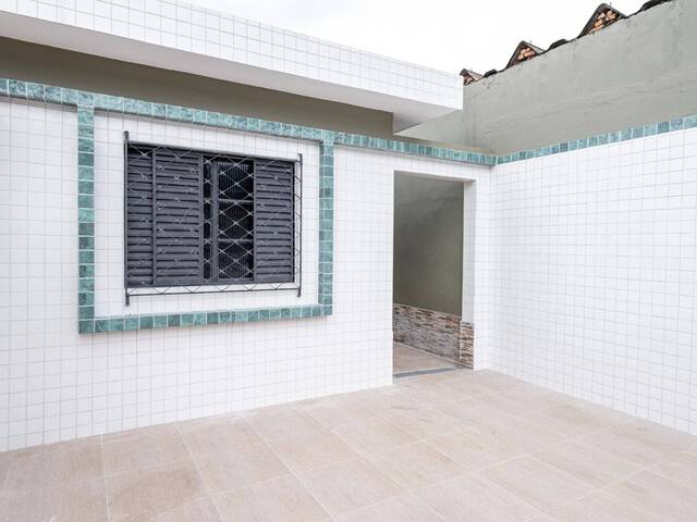 Casa para Venda em São Vicente - 2