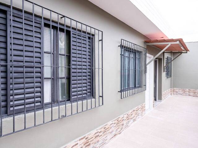 Casa para Venda em São Vicente - 4