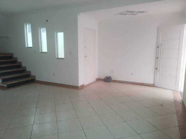 Sobrado para Venda em Praia Grande - 4