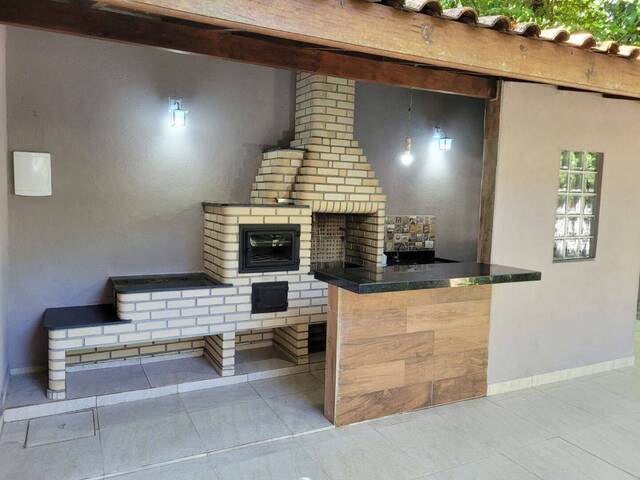 Sobrado para Venda em São Sebastião - 4