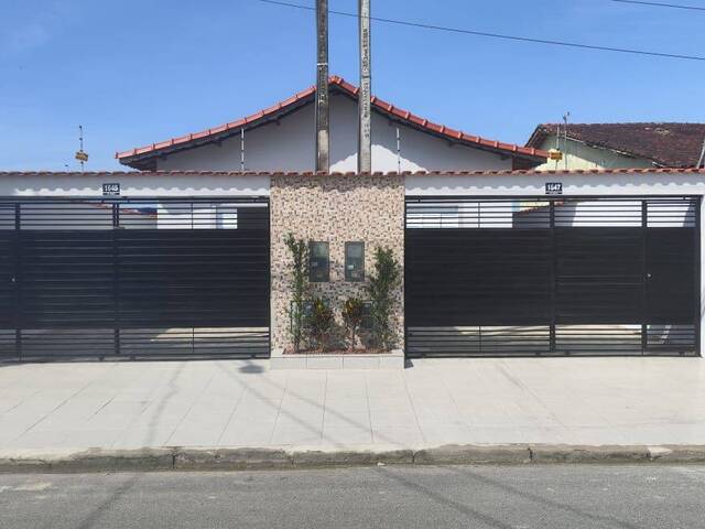 Casa para Venda em Mongaguá - 2