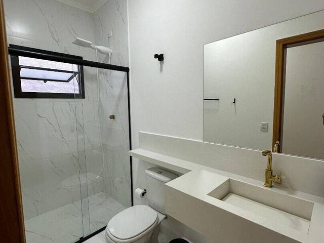 Casa para Venda em Atibaia - 5