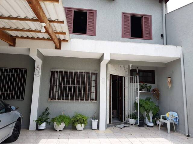 Sobrado para Venda em Mongaguá - 2