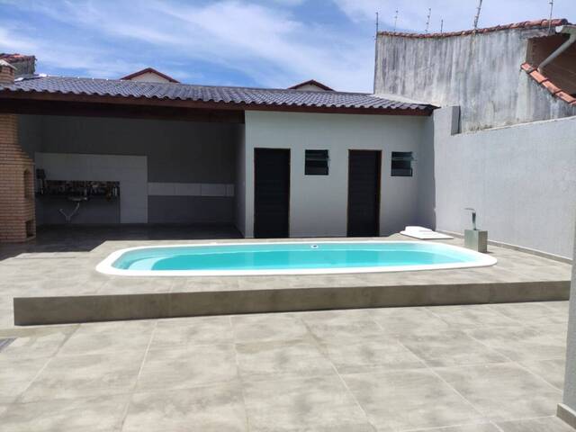 Casa para Venda em Itanhaém - 3