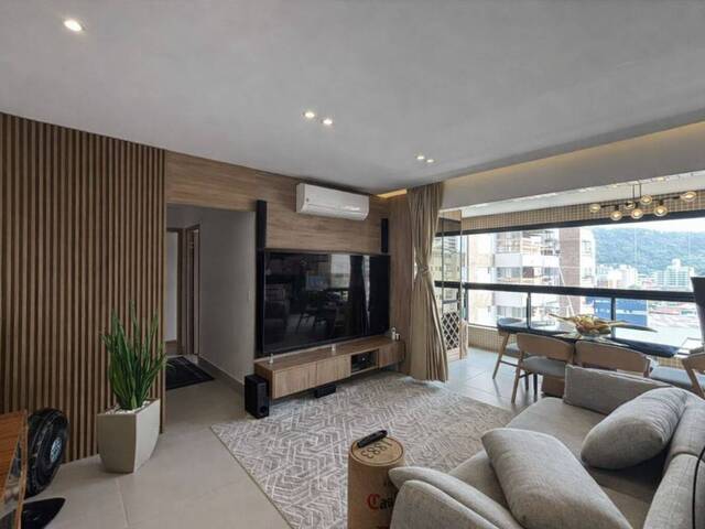 Apartamento para Venda em Santos - 2