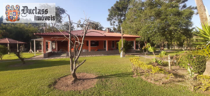 Chácara à venda com 6 quartos, 400m² - Foto 1