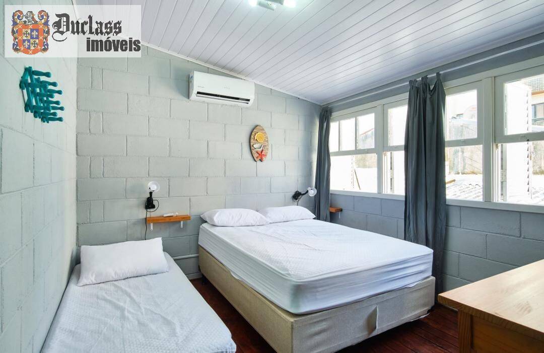 Casa, 3 quartos, 210 m² - Foto 4