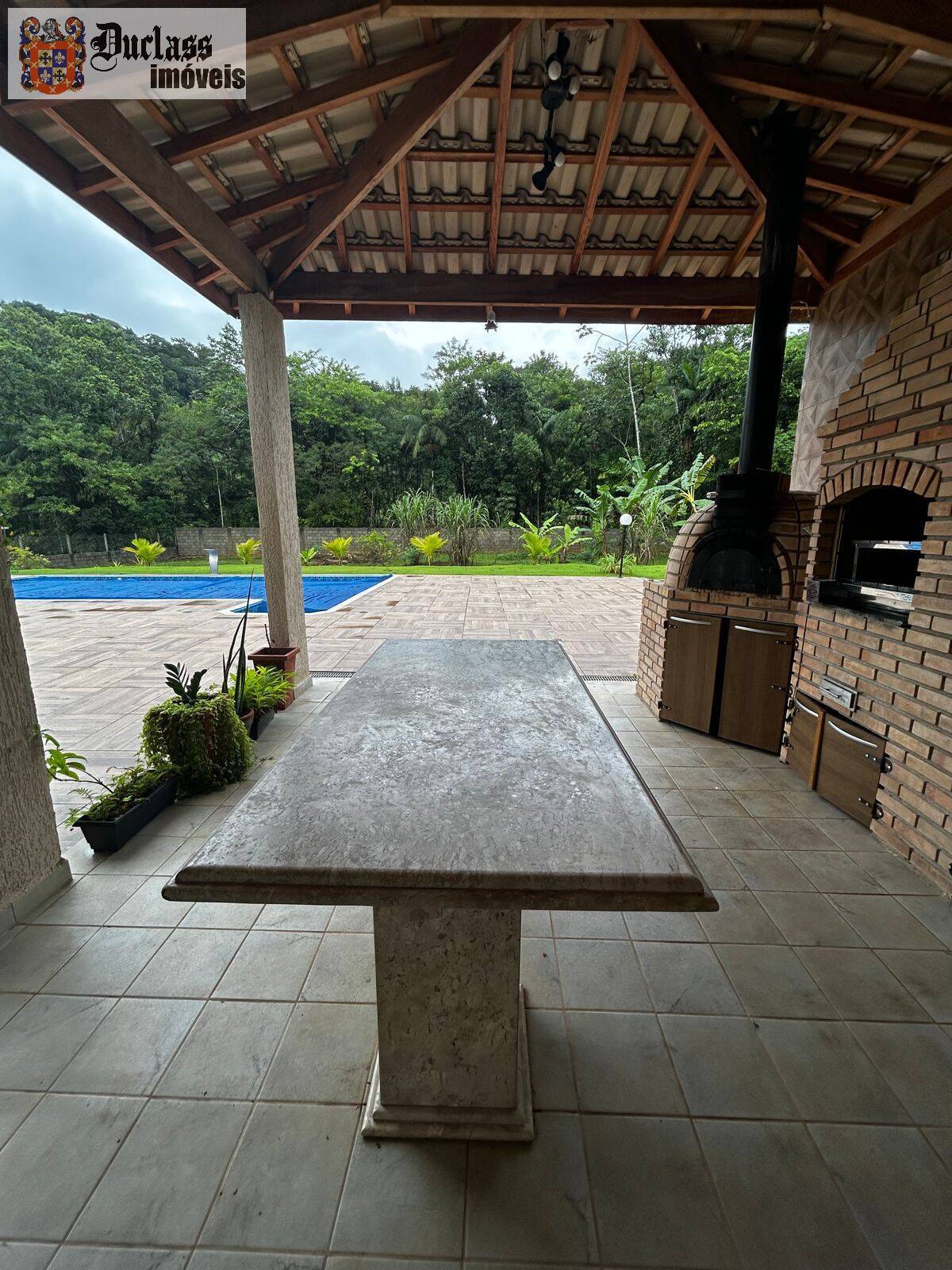 Chácara à venda com 4 quartos, 300m² - Foto 7