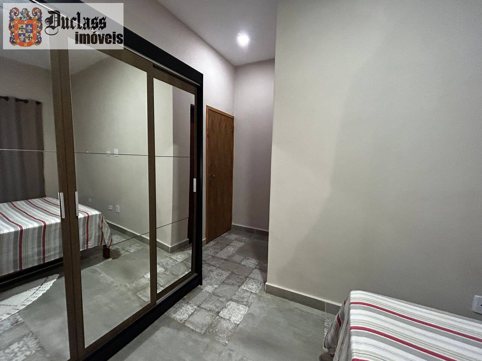 Chácara à venda com 4 quartos, 300m² - Foto 18
